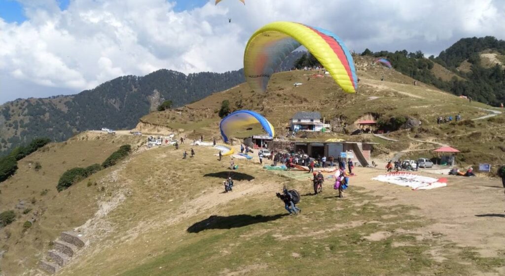 Bir Billing Paragliding Packages, Costs, and Eligibility