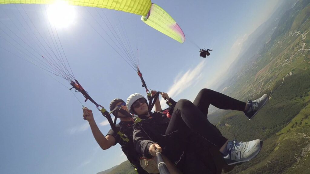 Does Fear of Heights Affect Paragliding_