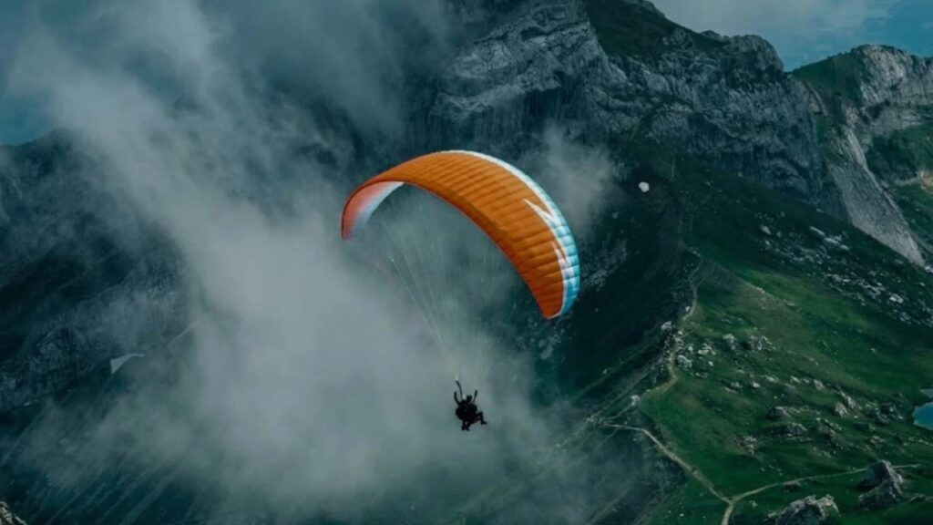 Things to Do in Bir Billing in Monsoon