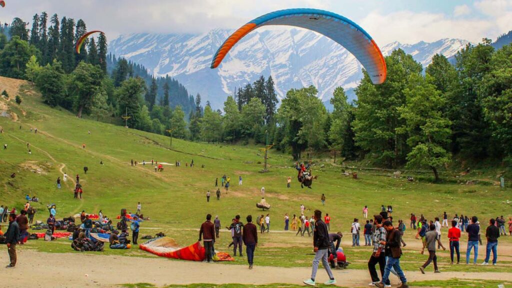 Bir Billing vs paragliding in Manali comparison guide